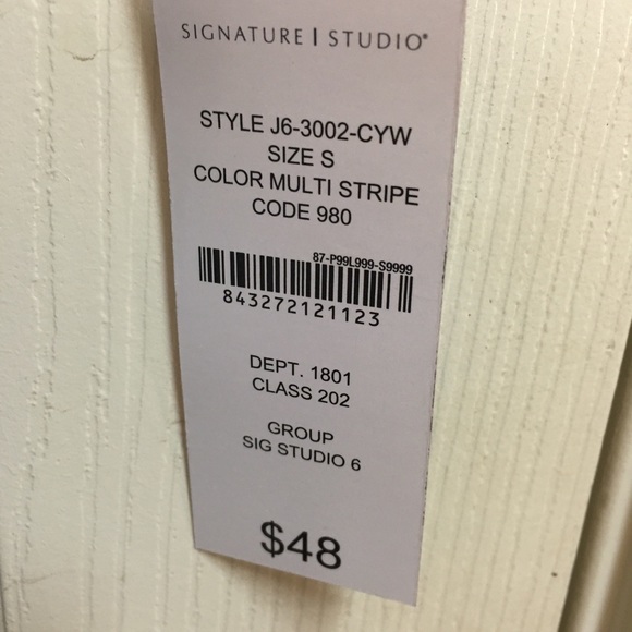 Striped dress new with tags - Picture 6 of 7